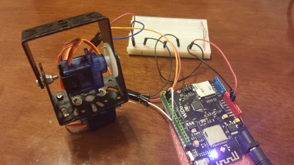 Pan and Tilt para Arduino – Internet de las Cosas